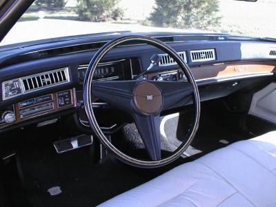 1975
Cadillac Coupe deville dash