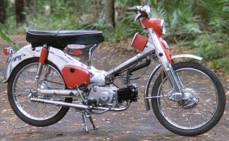 Honda Cub CA100 with chromed frame and cowl removed