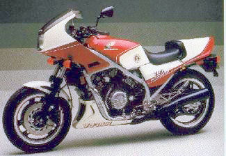 VF750F'84